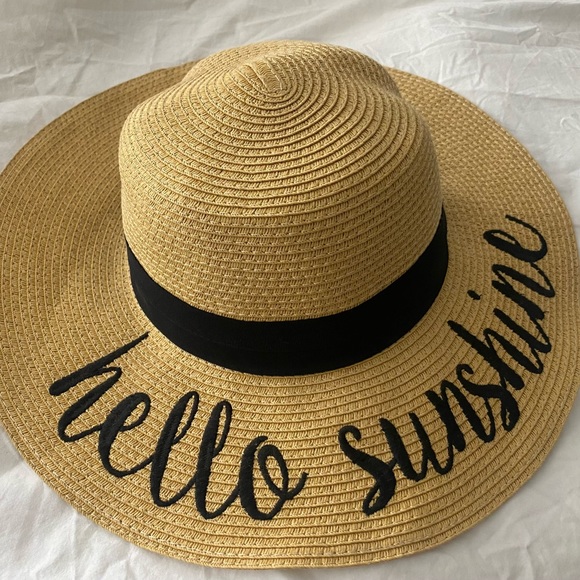 NWT C.C Straw Hat “Hello Sunshine”